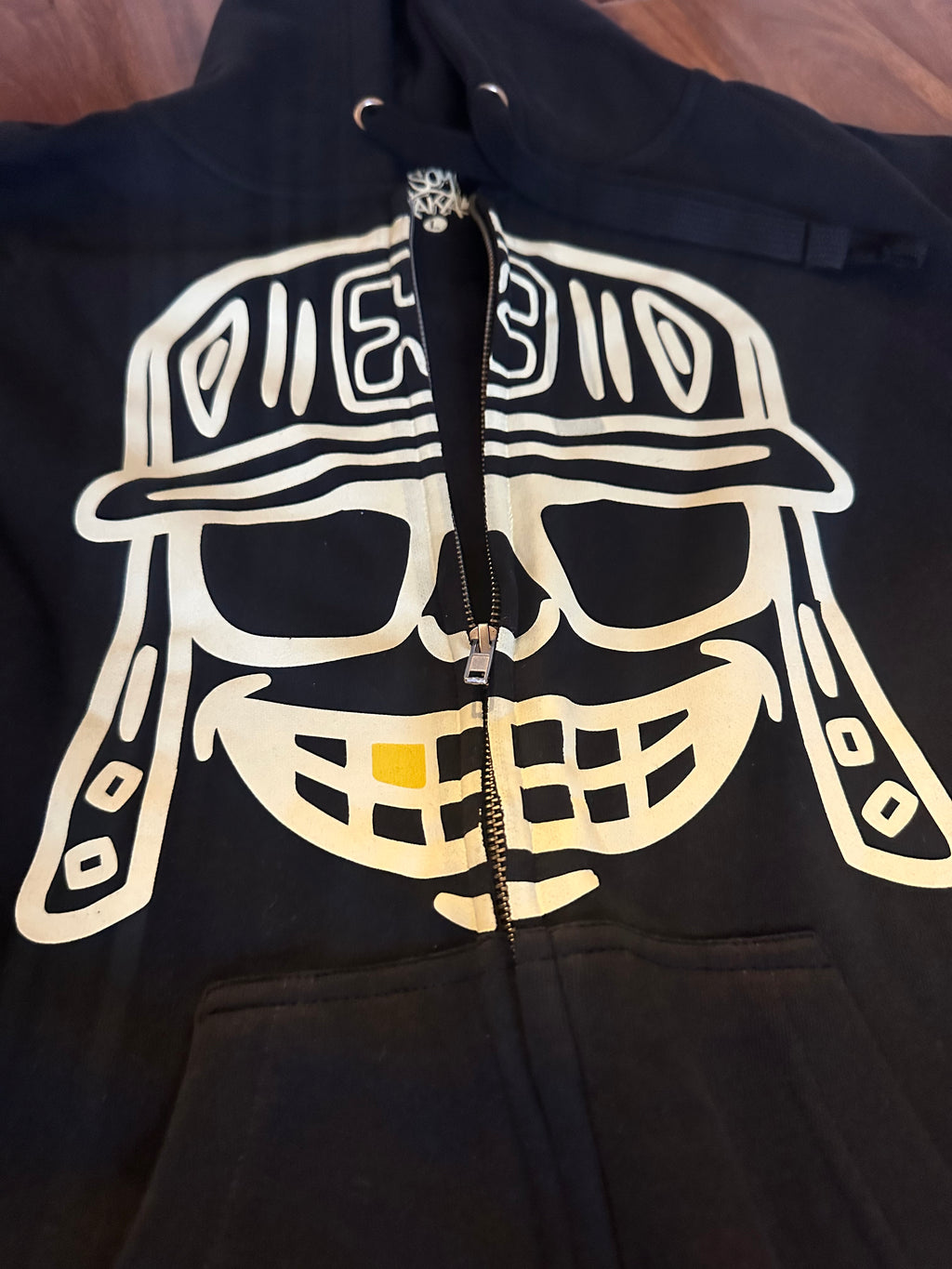 Big Face Mola Zip up Hoodie