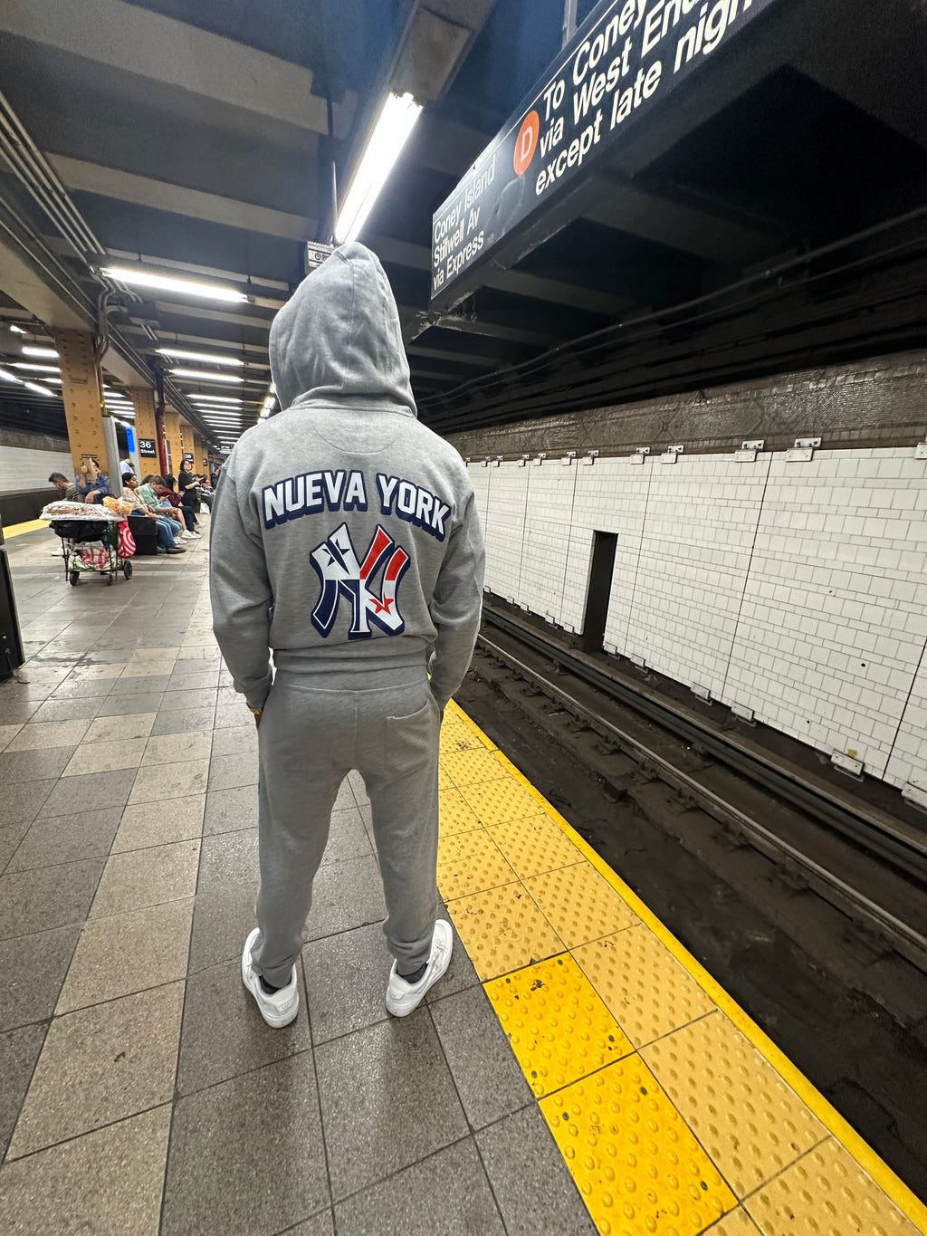 Los Rakas "Little Panama" Tracksuit Set