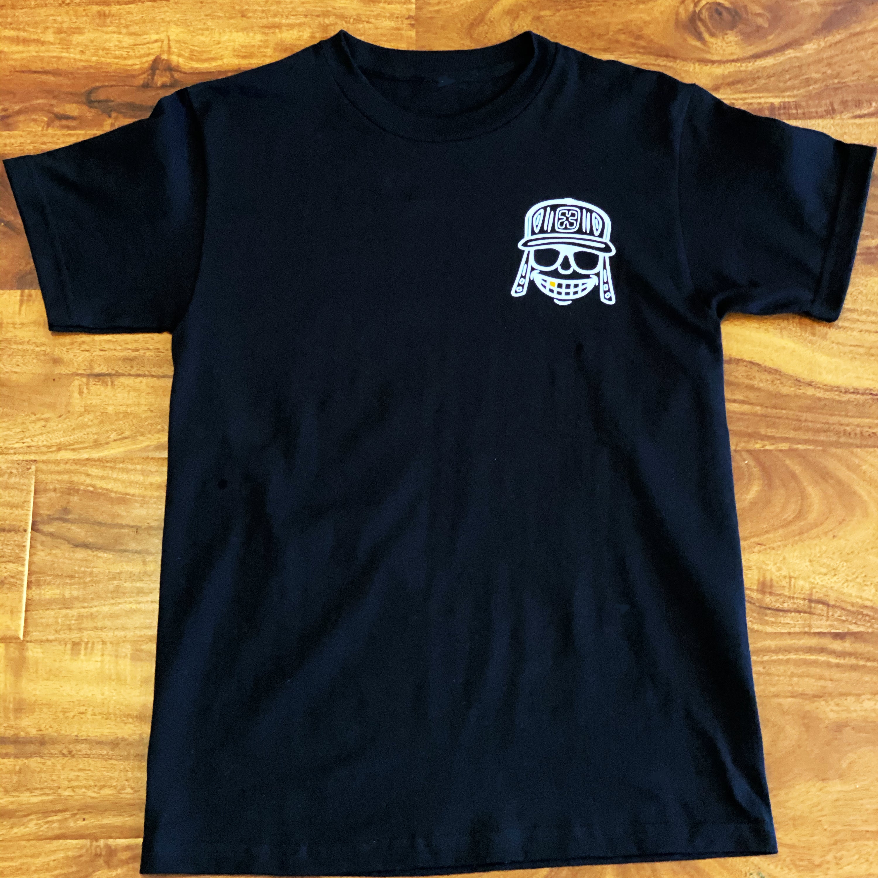 Raka Mola Pocket Tees